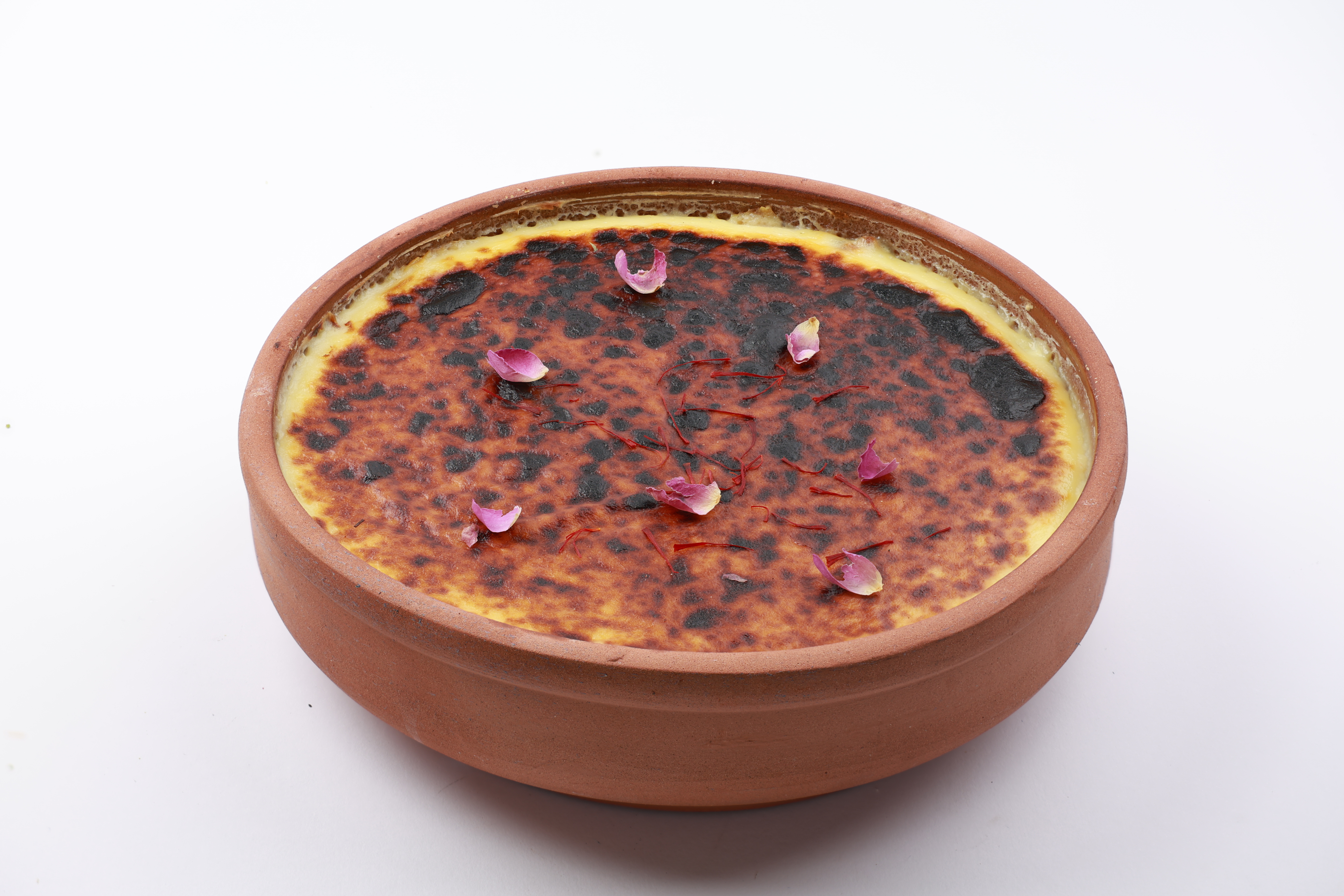 طاجن ام علي بالهيل والزعفران كبير